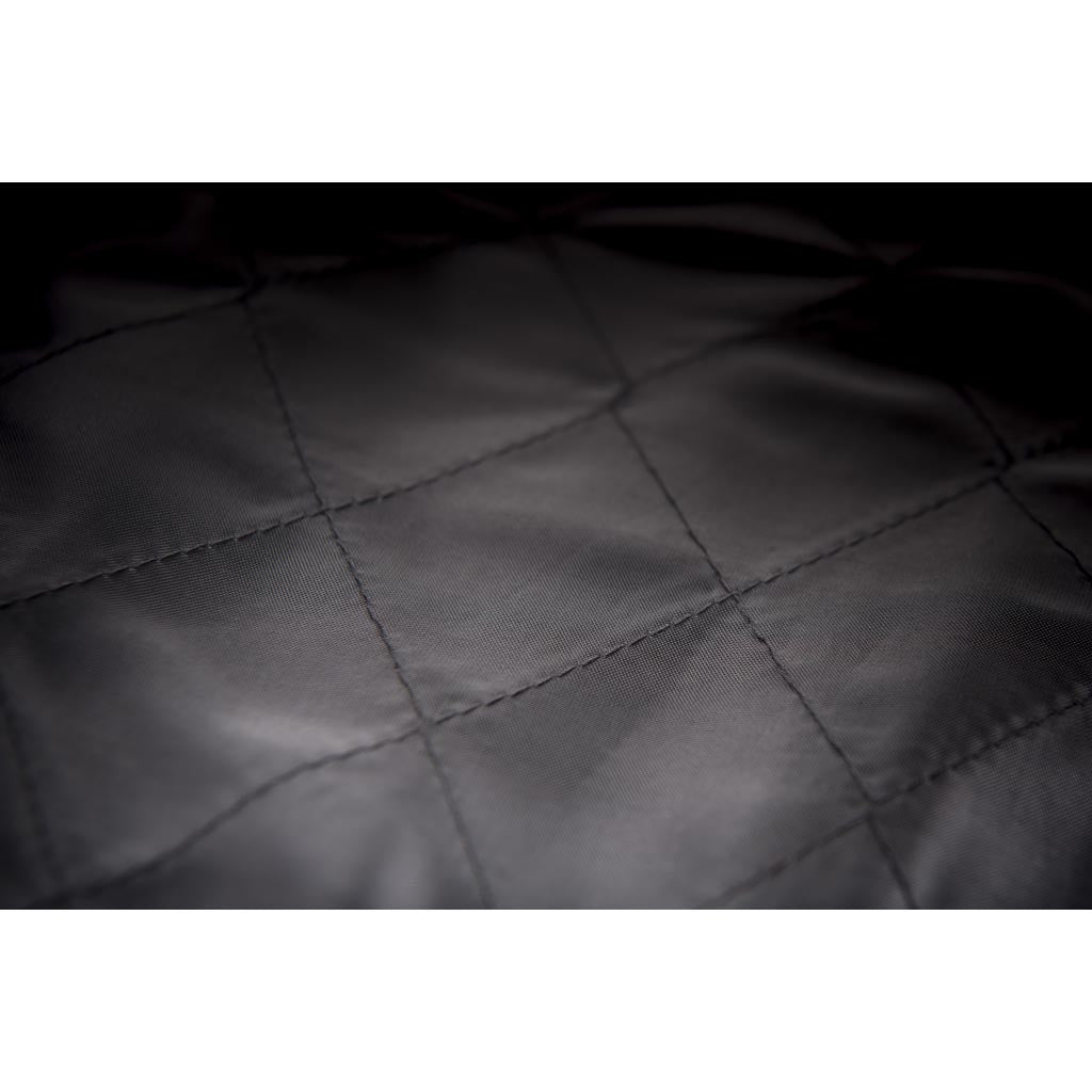 Highway 21 Marksman Flannel Black/Red - Close-Up of Interior Quilted Liner