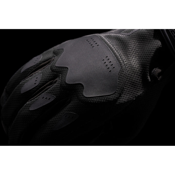 ICON Hooligan Insulated CE Gloves Black - Close-Up of Back of Hand